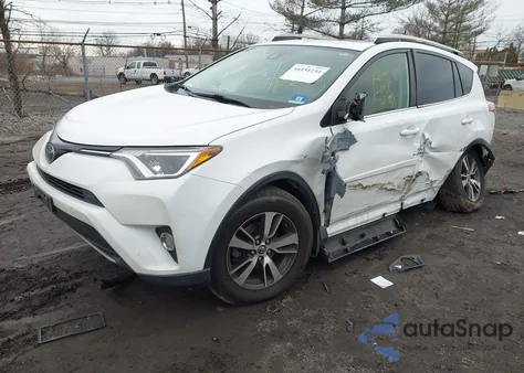 2017 Toyota Rav4 Xle из США, поврежденный, VIN JTMRFREV9HJ115958